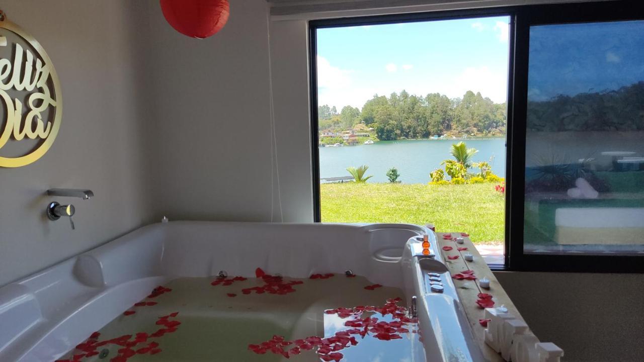 Hotel Aguas Abiertas Guatapé Eksteriør billede