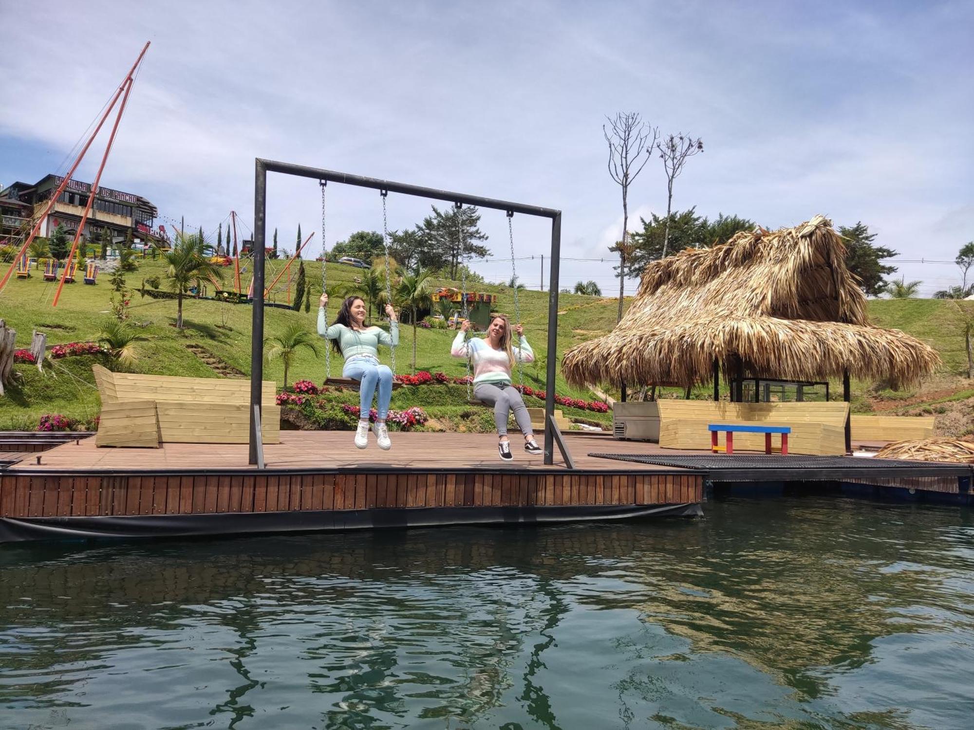 Hotel Aguas Abiertas Guatapé Eksteriør billede