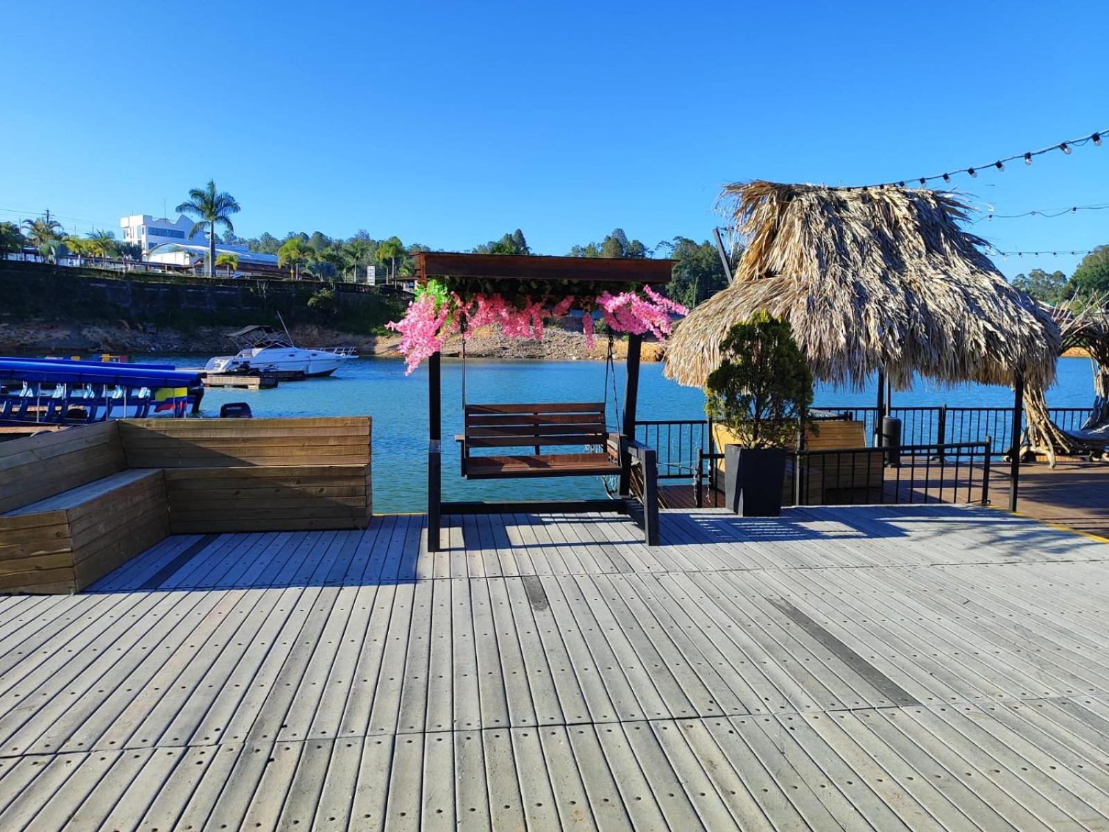 Hotel Aguas Abiertas Guatapé Eksteriør billede