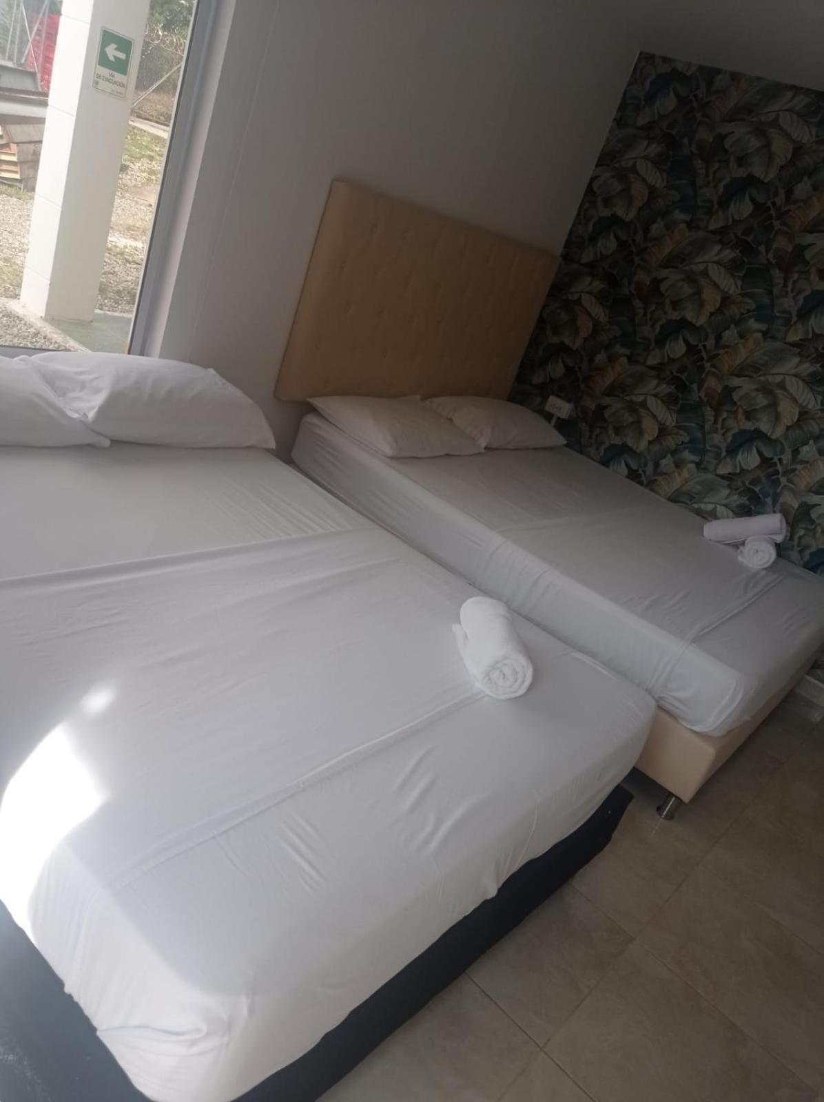 Hotel Aguas Abiertas Guatapé Eksteriør billede